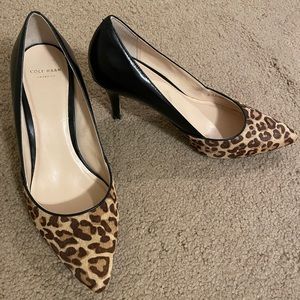 Cheetah and leather pump